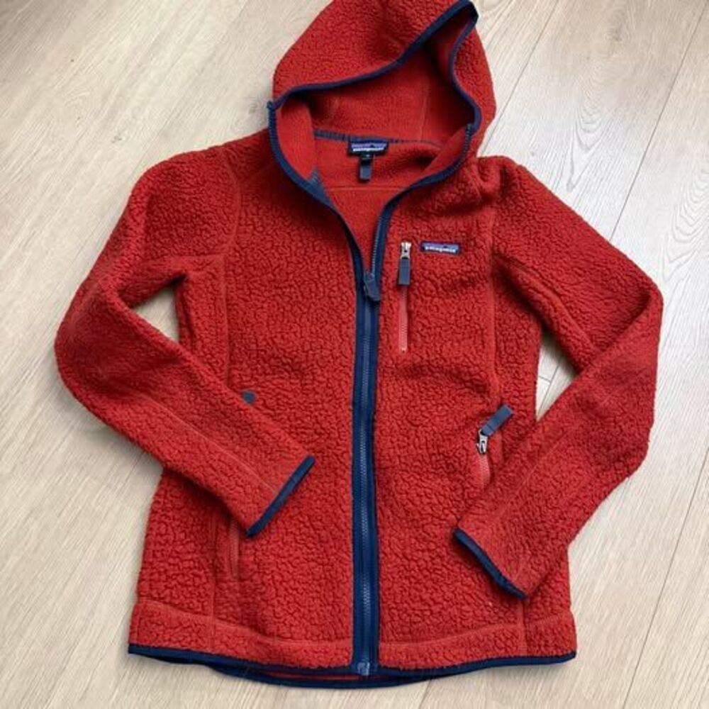 Patagonia Women’s Retro Pile Hoody Size XS